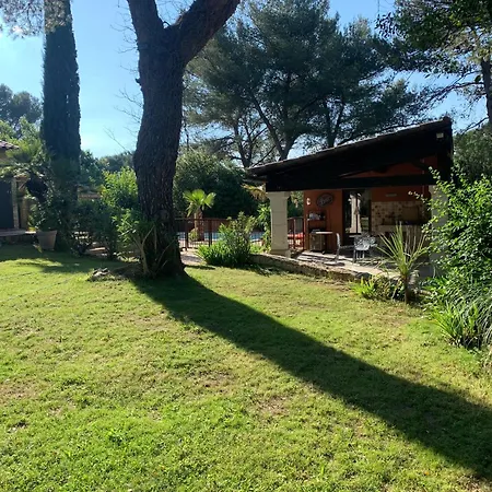 Le Mazet De La Cigale Apartment Nimes